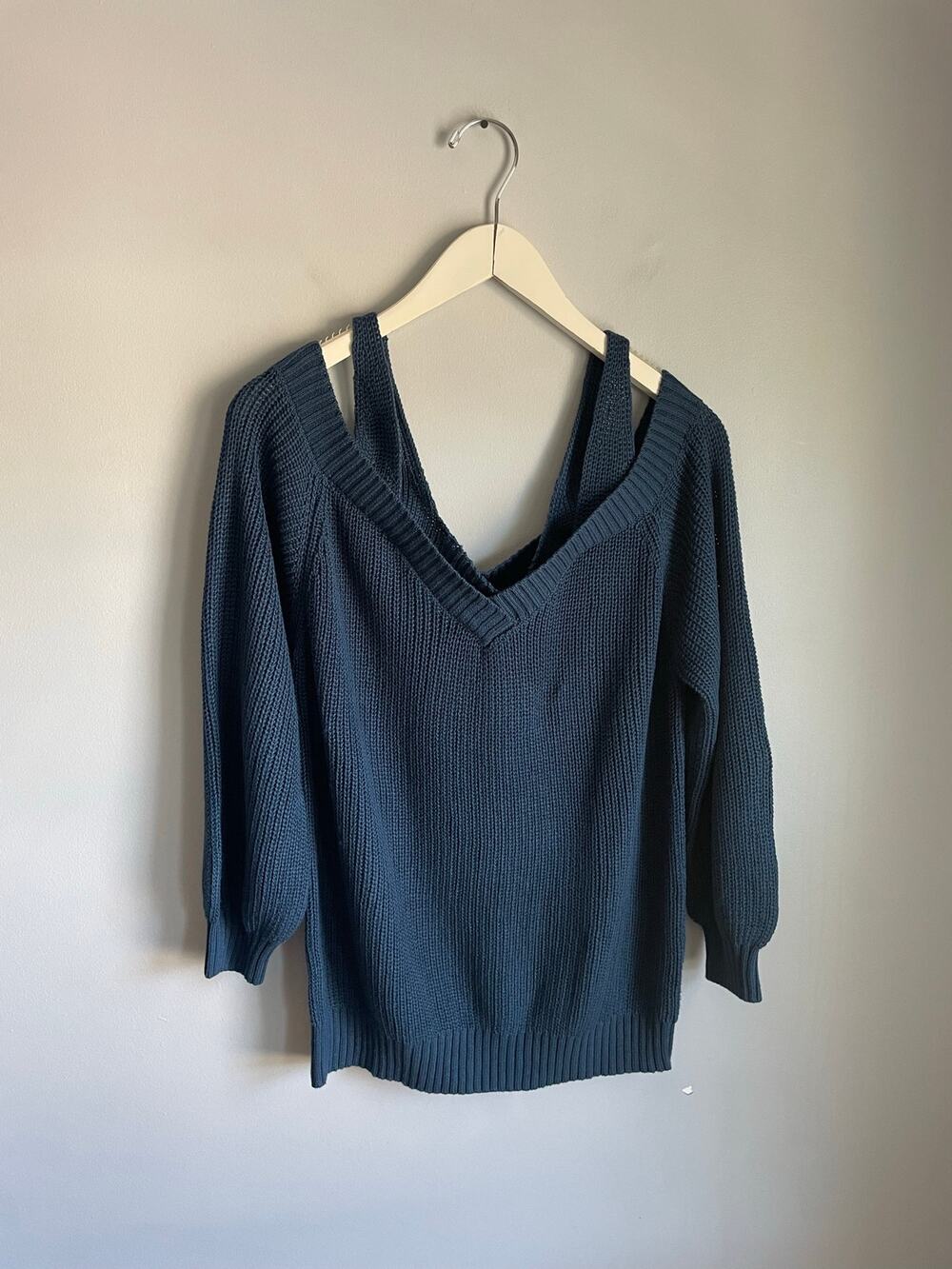 Cold Shoulder Cutout V Neck Chunky Rib Knit Sweater Slate Blue Size XL 2016